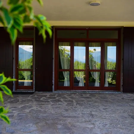 Easy Welcome Di Lucia *